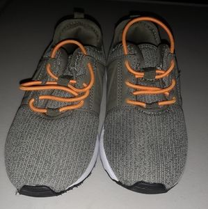 Cat & Jack Boys size 11 sneakers